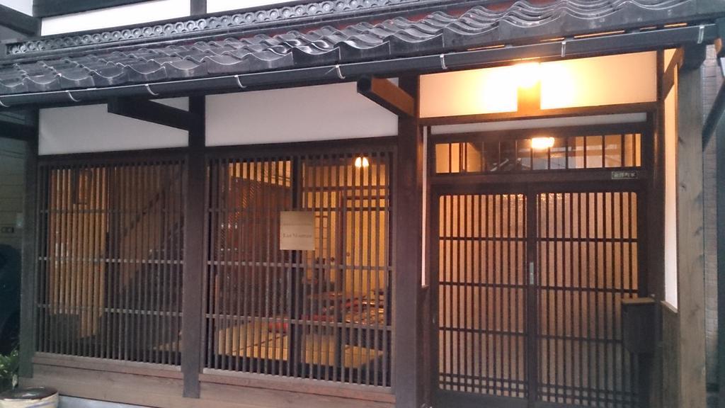 Kanazawa Guest House East Mountain Exterior foto