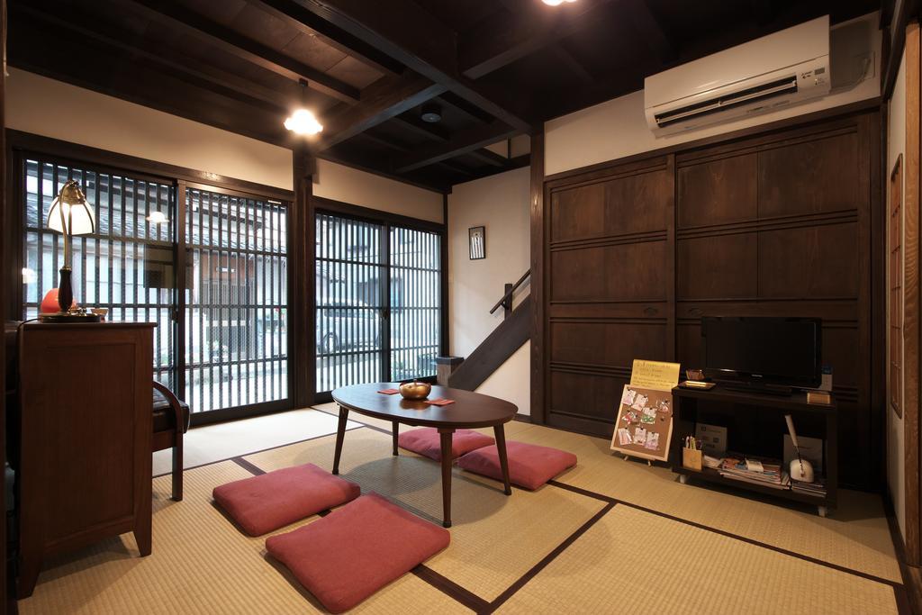 Kanazawa Guest House East Mountain Exterior foto
