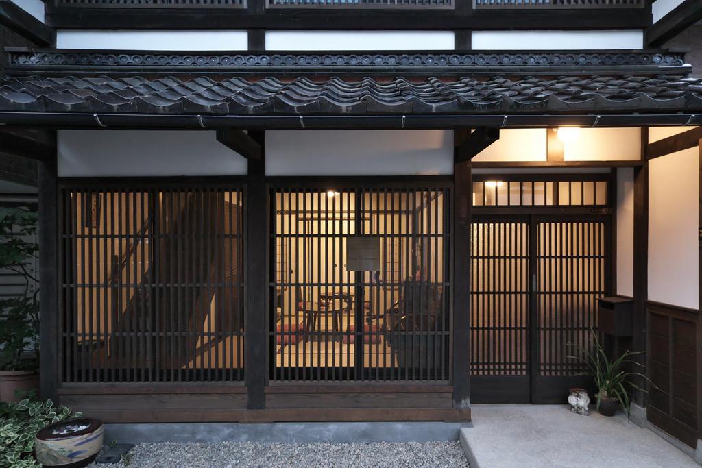 Kanazawa Guest House East Mountain Exterior foto
